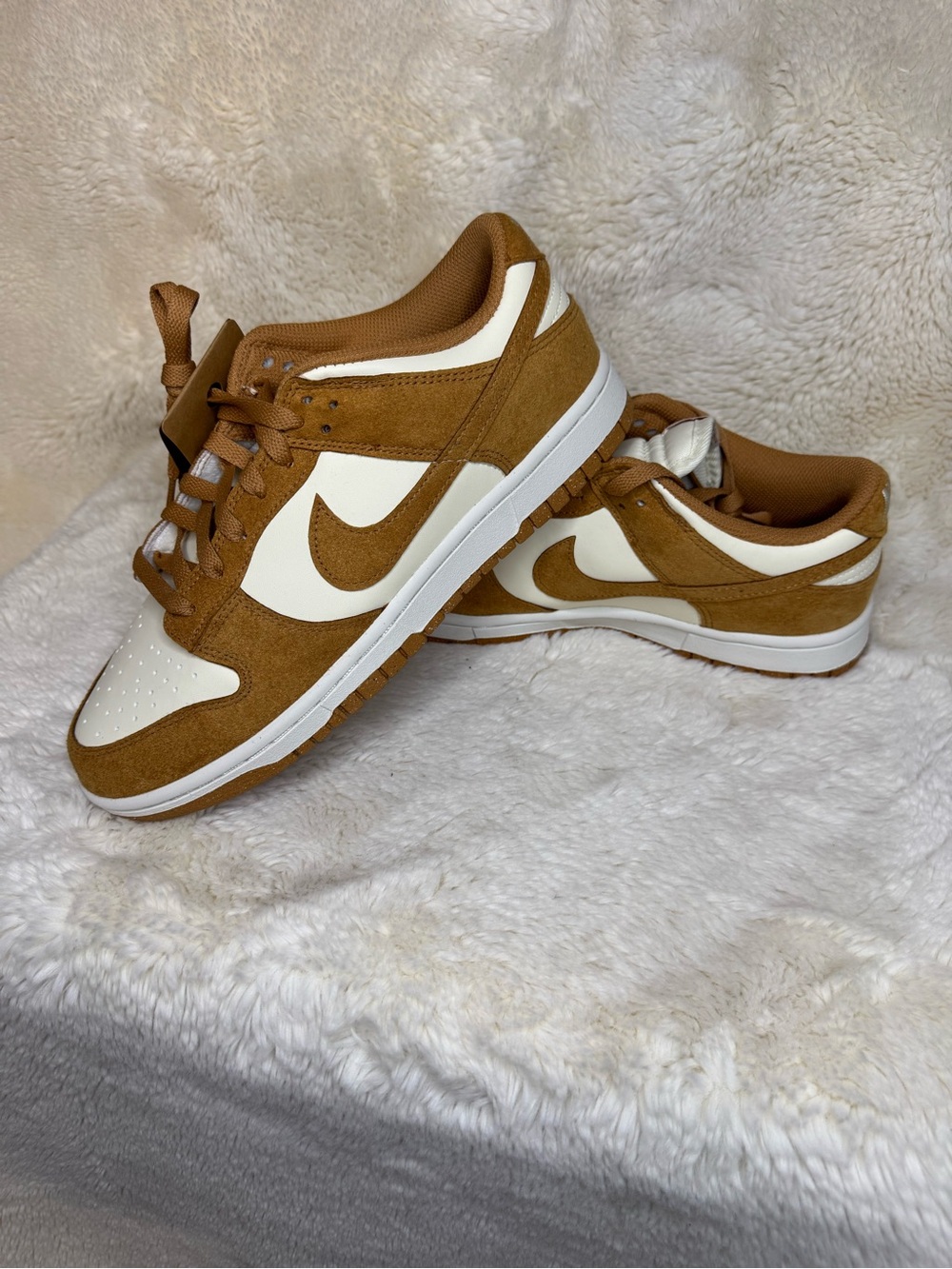 NWOB Nike Dunk Low - Women’s Size 10